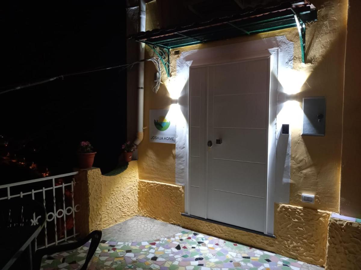 Joshua Home Maiori Luaran gambar